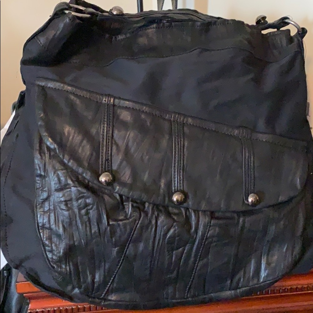 Black shoulder bag from Steve Madden